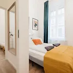 Apartament Cozy 4-bedroom&3-bathroom For Groups Budapeszt