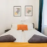 Cozy 4-bedroom&3-bathroom For Groups * Budapeszt