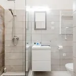 Cozy 4-bedroom&3-bathroom For Groups Apartament Budapeszt