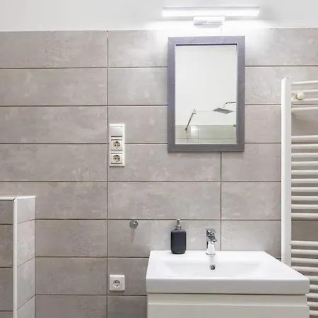 Apartment - Large - Modern At River Budapest