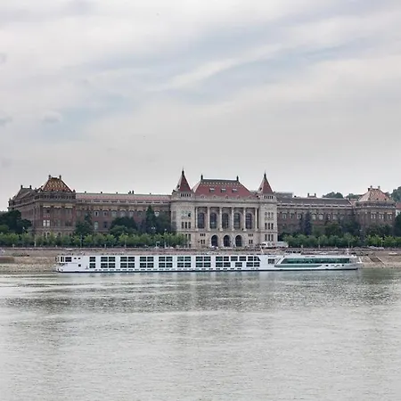 - Large - Modern At River