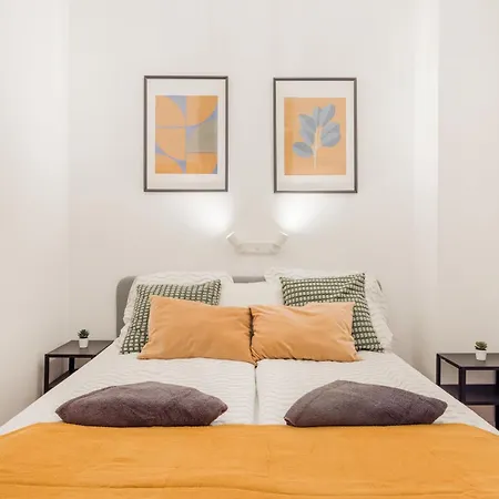 Cozy 4-bedroom & 3-bathroom For Groups