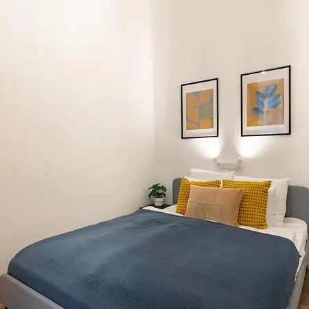 Cozy 4-bedroom & 3-bathroom For Groups