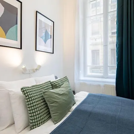 Cozy 4-bedroom & 3-bathroom For Groups *