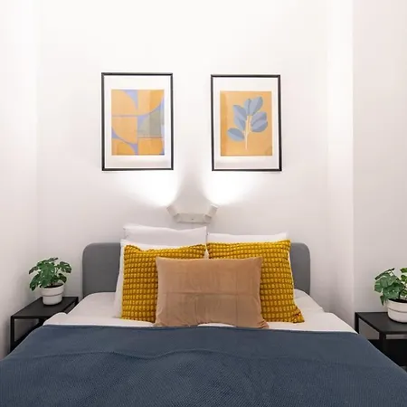 Appartement Cozy 4-bedroom & 3-bathroom For Groups Boedapest